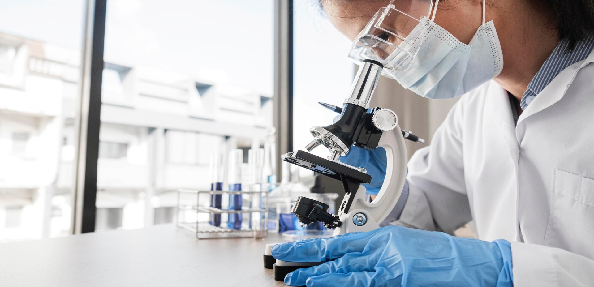 Laboratorio de Análisis Clínicos